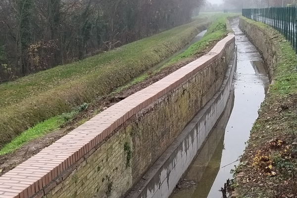 Torrente Ravone (BO): muretto di contenimento risanato_a destra