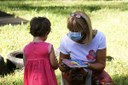 Coronavirus, bambino al parco, mascherina, gioco