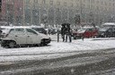 Nevicata in città, traffico bloccato, disagi